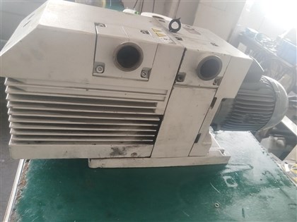 leybold D65B真空泵油泵维修保养